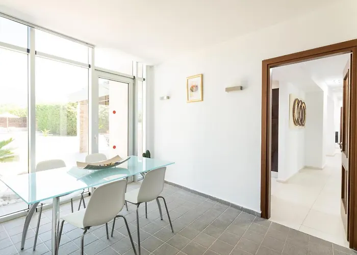 Villa Marane Deluxe House Lalyssos